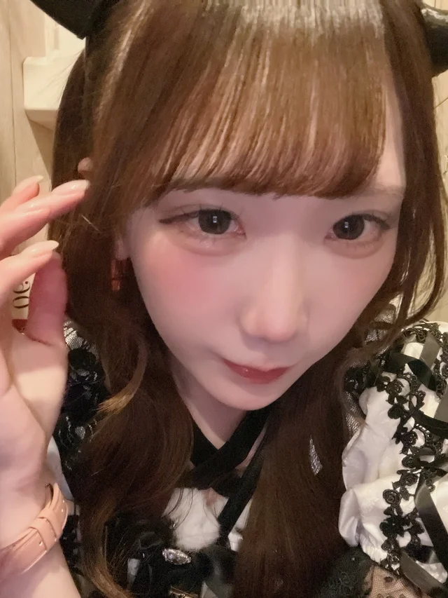 ましろ😈🩷️さんの画像1枚目