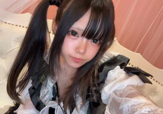 梓愛琉 しえる
