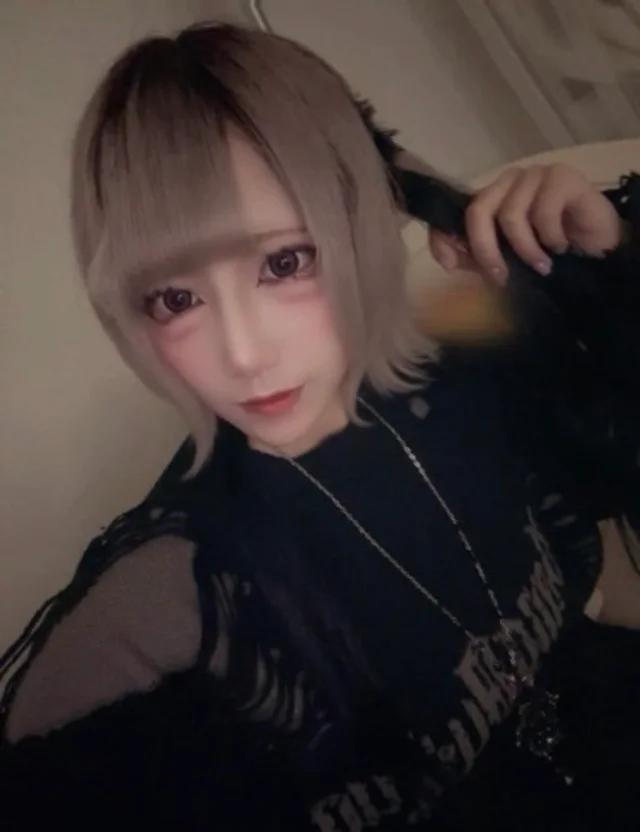 ねむ🖤さんの画像2枚目