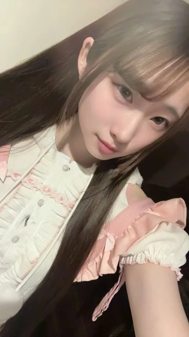 ろあ【甘い　可愛い　ろあに恋。】さんの画像2枚目