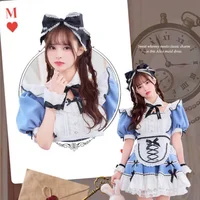 ステージパフォーマンスに注目！新宿で遊びたい方は必見！コンカフェをお探しなら当店で決まり！